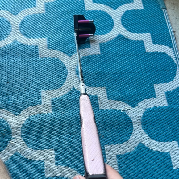 Pink and Black Golf Lynx Putter - Picture 1 of 4